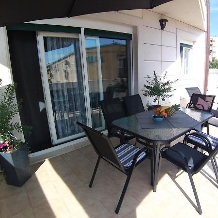 3 Bedroom Apartment With Terrace And Free Parking Split Exterior foto